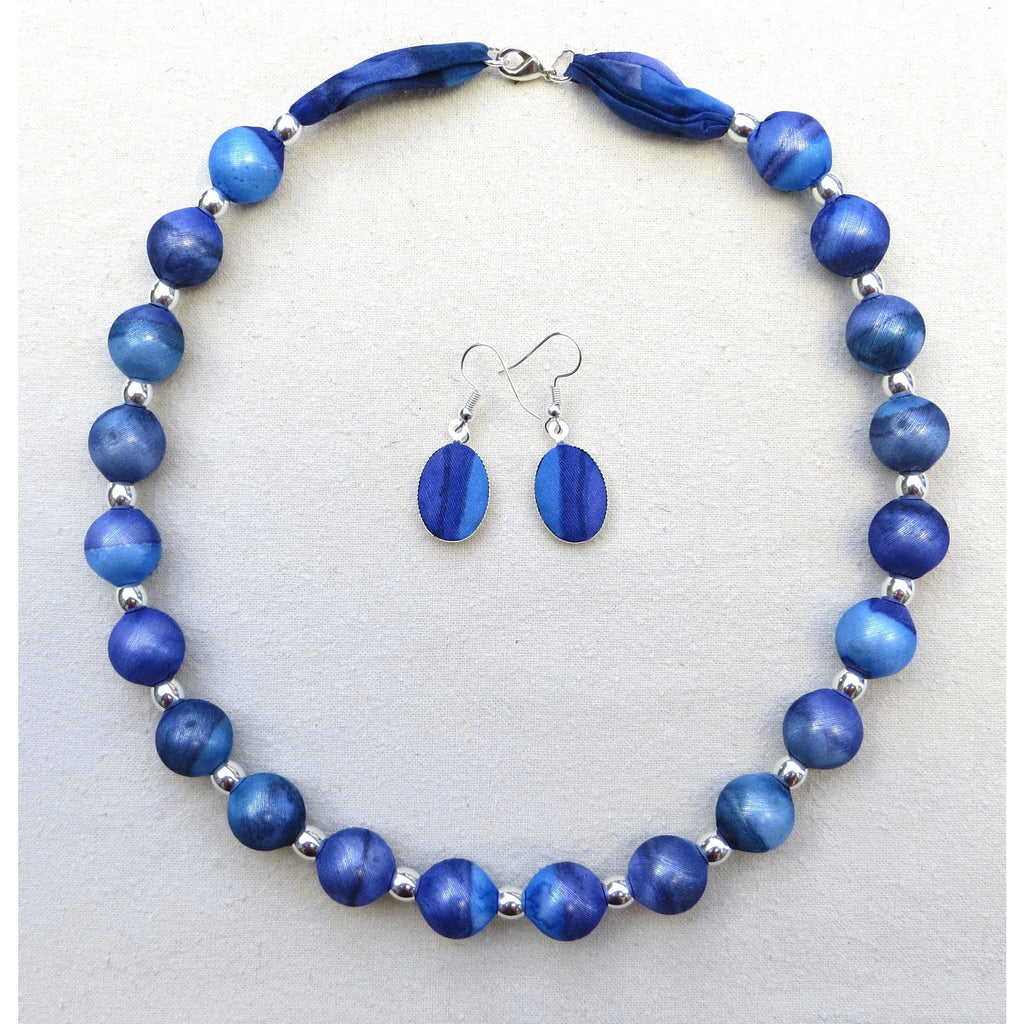 Large Bead Silk Necklace with matching Earrings in Blue Shades - Original Craft Market