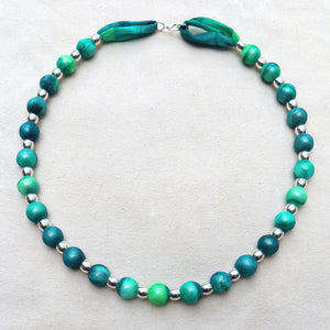 Small Bead Silk Necklace Sea Shades and Green